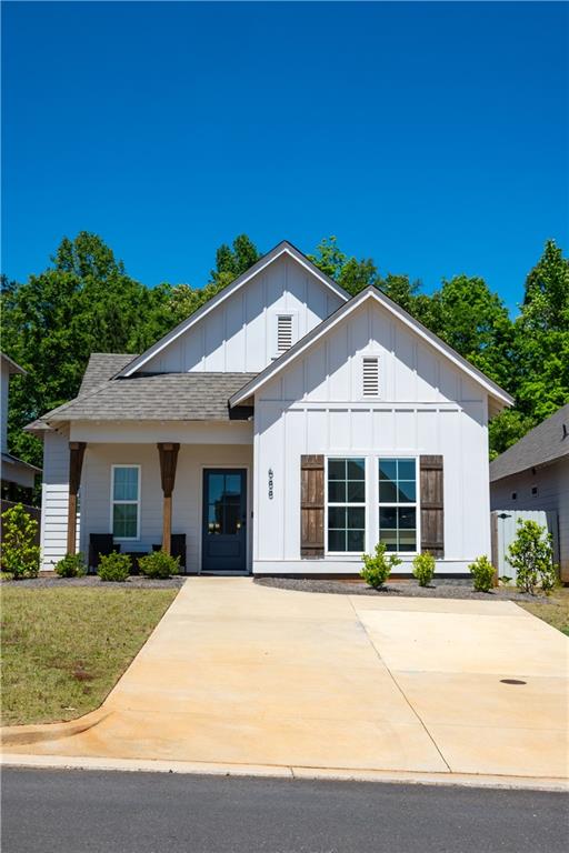688 Village, Opelika, AL, 36801