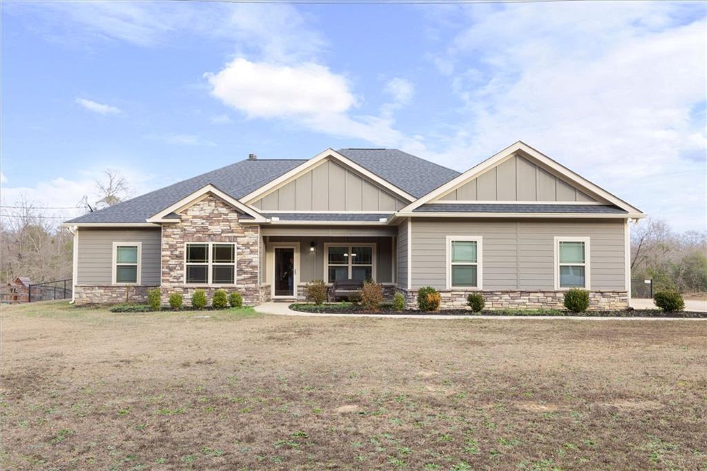 147 Lee Road 466, Phenix City, AL, 36870